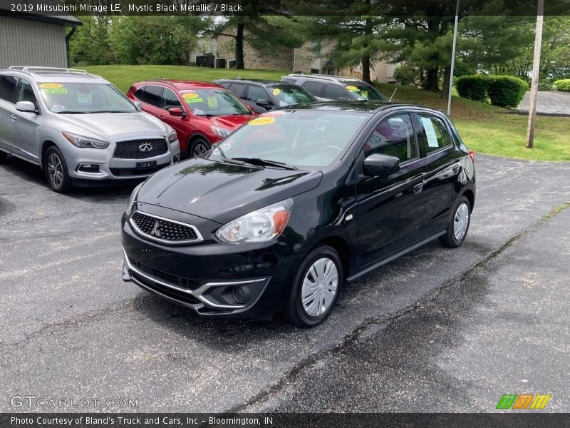 Front 3/4 View of 2019 Mirage LE