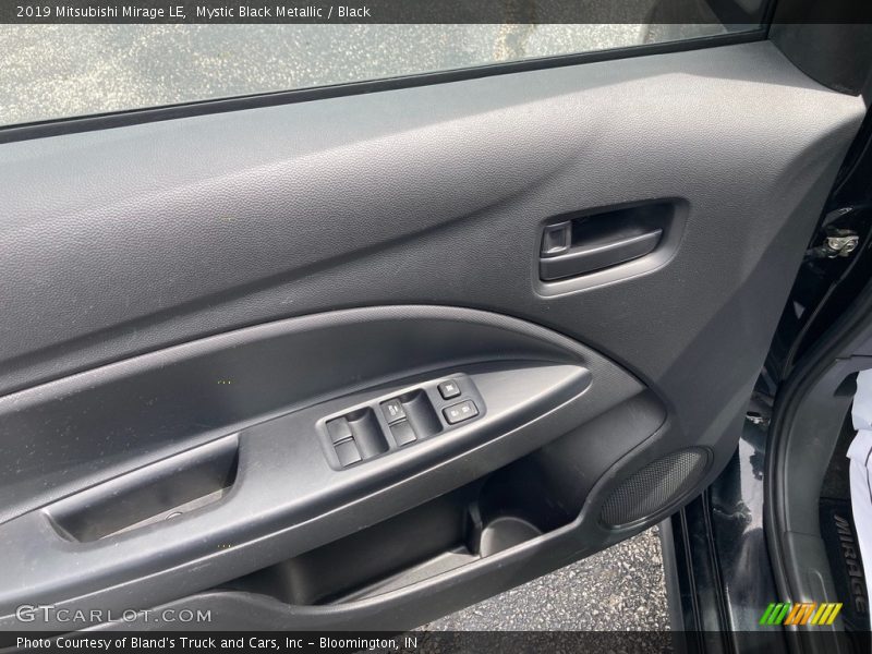 Mystic Black Metallic / Black 2019 Mitsubishi Mirage LE