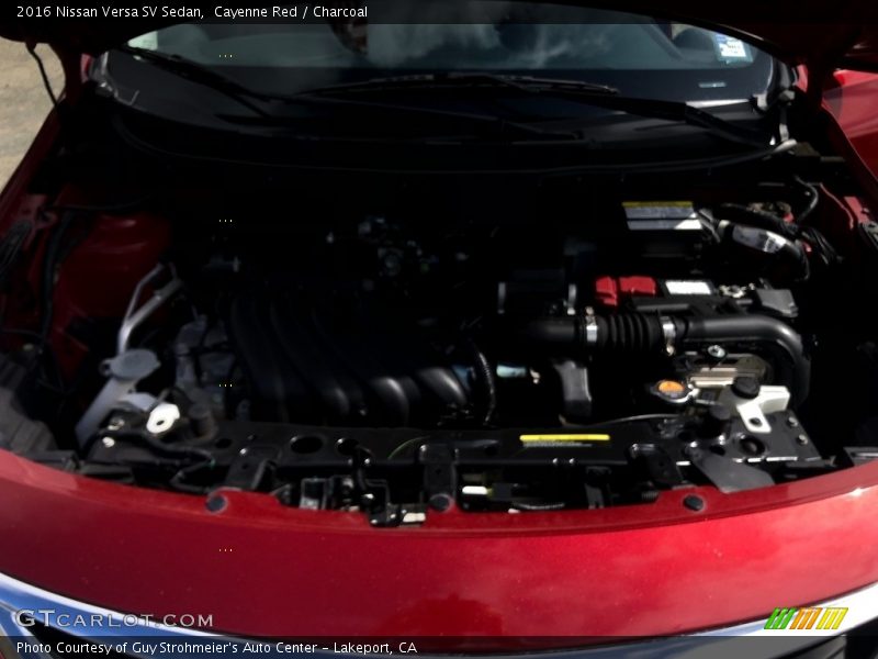 Cayenne Red / Charcoal 2016 Nissan Versa SV Sedan