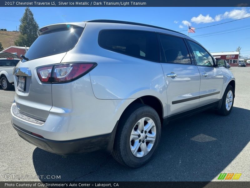 Silver Ice Metallic / Dark Titanium/Light Titanium 2017 Chevrolet Traverse LS