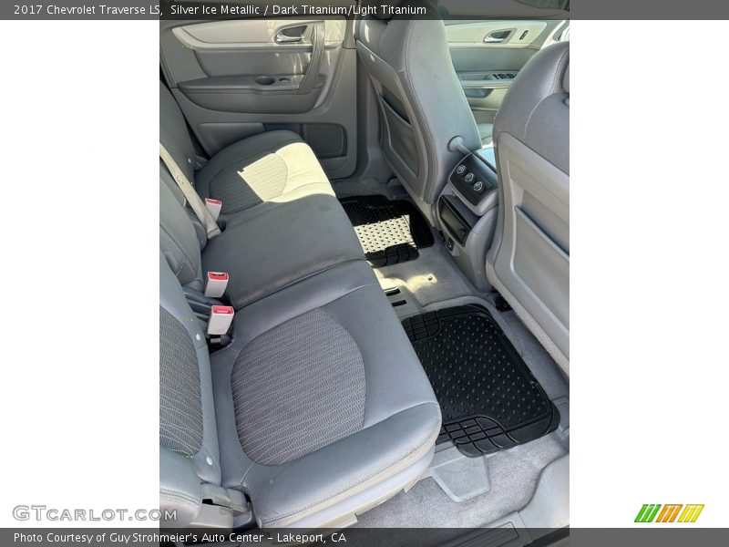 Silver Ice Metallic / Dark Titanium/Light Titanium 2017 Chevrolet Traverse LS
