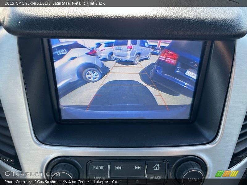 Satin Steel Metallic / Jet Black 2019 GMC Yukon XL SLT