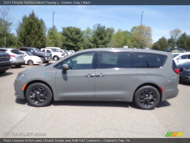 Ceramic Gray / Black 2023 Chrysler Pacifica Hybrid Touring L