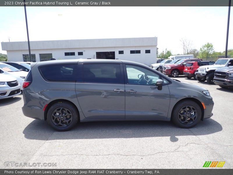 Ceramic Gray / Black 2023 Chrysler Pacifica Hybrid Touring L