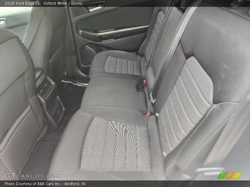 Oxford White / Ebony 2016 Ford Edge SE