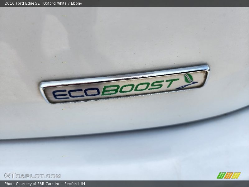 Oxford White / Ebony 2016 Ford Edge SE