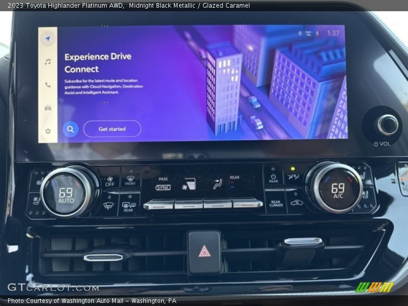 Midnight Black Metallic / Glazed Caramel 2023 Toyota Highlander Platinum AWD