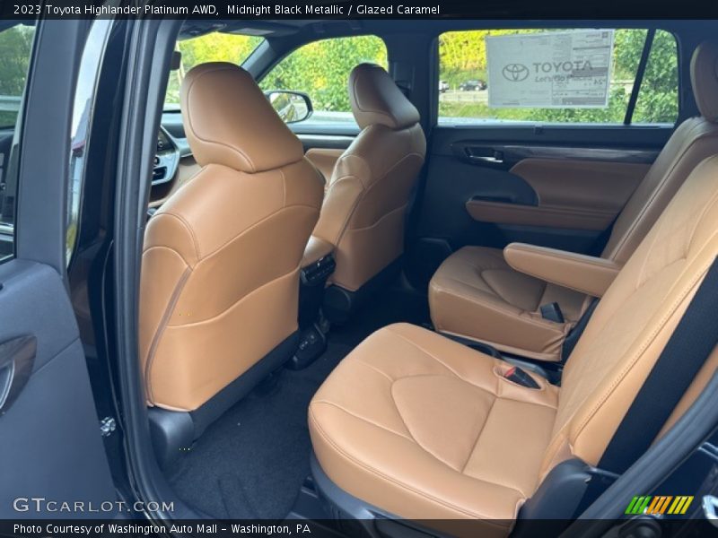 Midnight Black Metallic / Glazed Caramel 2023 Toyota Highlander Platinum AWD