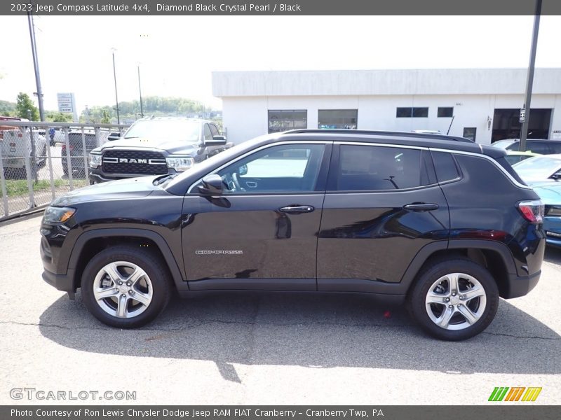 Diamond Black Crystal Pearl / Black 2023 Jeep Compass Latitude 4x4