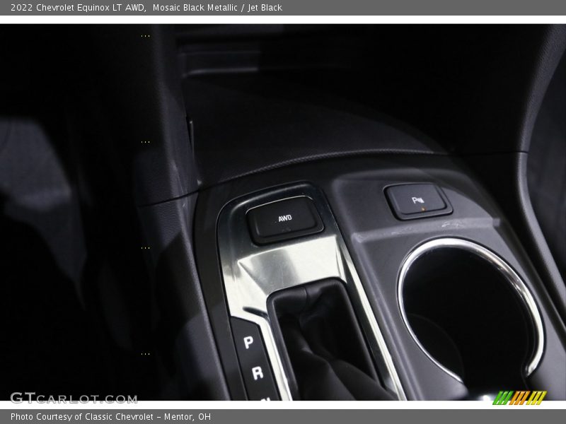 Mosaic Black Metallic / Jet Black 2022 Chevrolet Equinox LT AWD