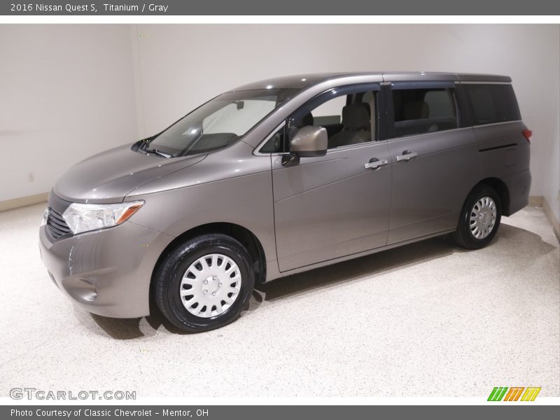 Front 3/4 View of 2016 Quest S