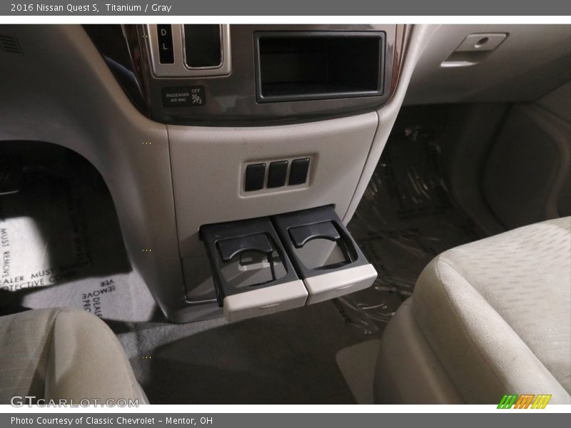 Titanium / Gray 2016 Nissan Quest S