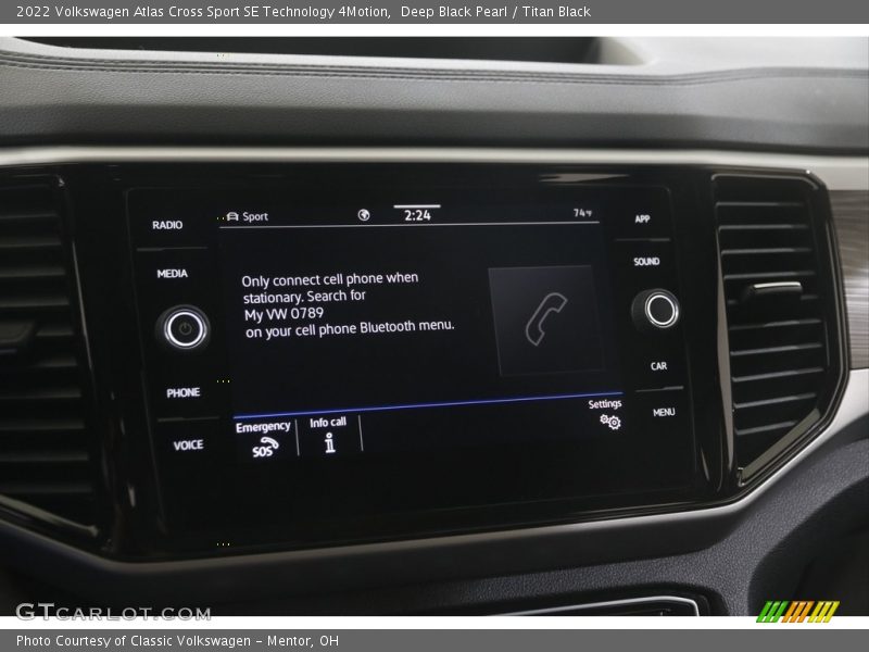 Controls of 2022 Atlas Cross Sport SE Technology 4Motion