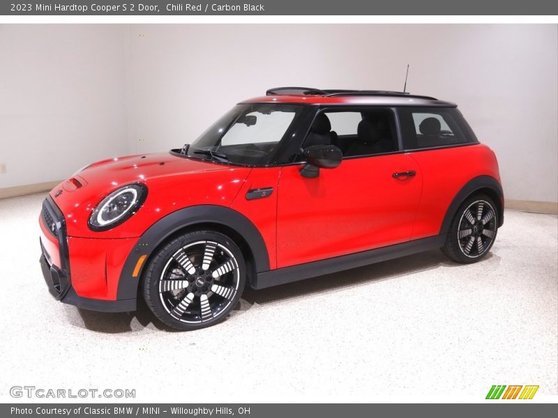 Front 3/4 View of 2023 Hardtop Cooper S 2 Door