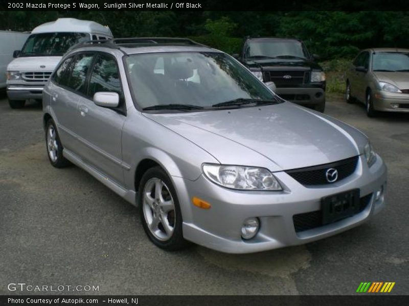 Sunlight Silver Metallic / Off Black 2002 Mazda Protege 5 Wagon
