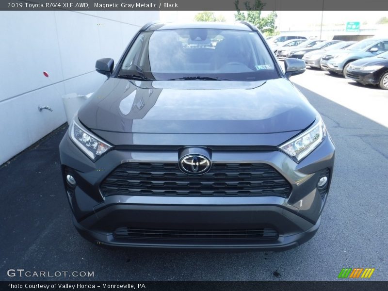 Magnetic Gray Metallic / Black 2019 Toyota RAV4 XLE AWD