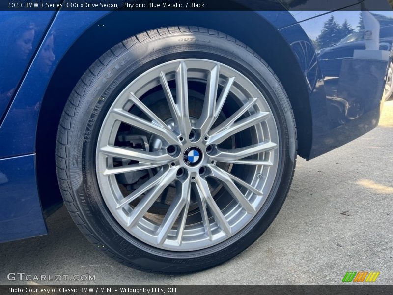 Phytonic Blue Metallic / Black 2023 BMW 3 Series 330i xDrive Sedan