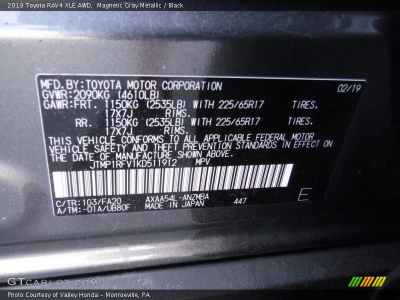 Magnetic Gray Metallic / Black 2019 Toyota RAV4 XLE AWD