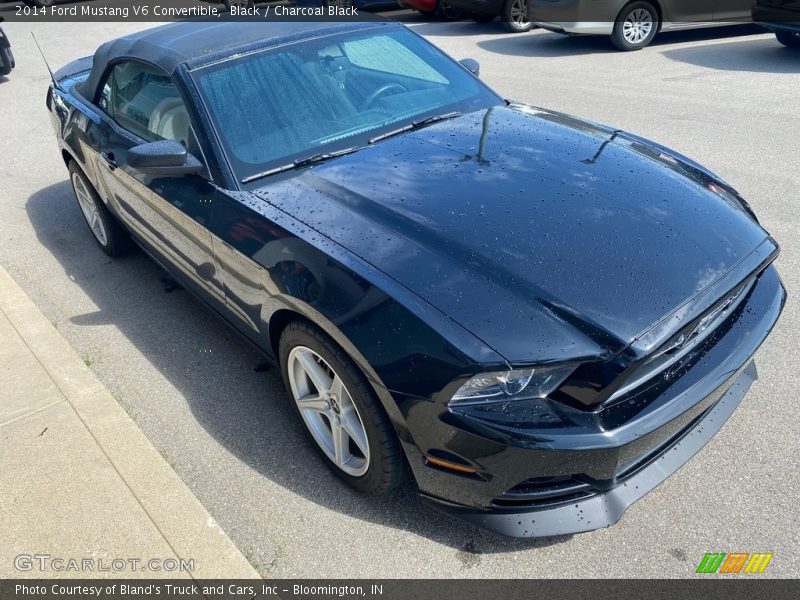 Black / Charcoal Black 2014 Ford Mustang V6 Convertible
