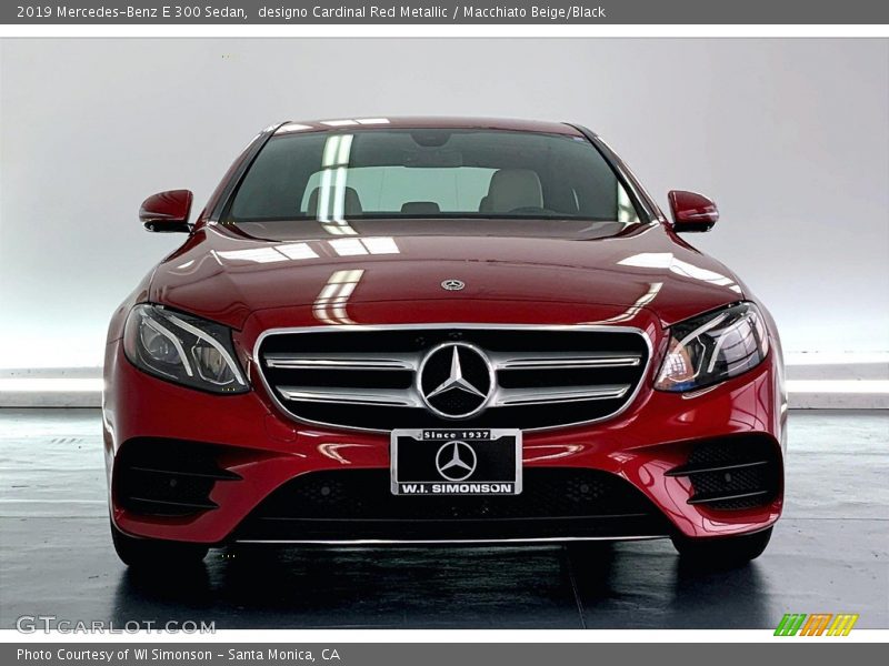 designo Cardinal Red Metallic / Macchiato Beige/Black 2019 Mercedes-Benz E 300 Sedan