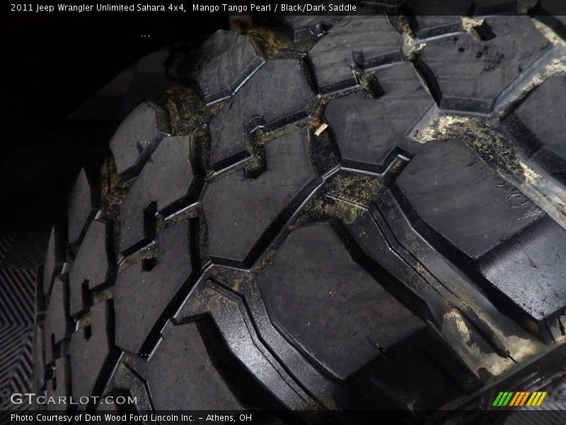 Mango Tango Pearl / Black/Dark Saddle 2011 Jeep Wrangler Unlimited Sahara 4x4