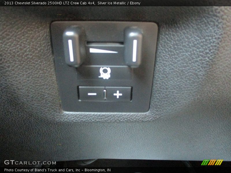 Silver Ice Metallic / Ebony 2013 Chevrolet Silverado 2500HD LTZ Crew Cab 4x4