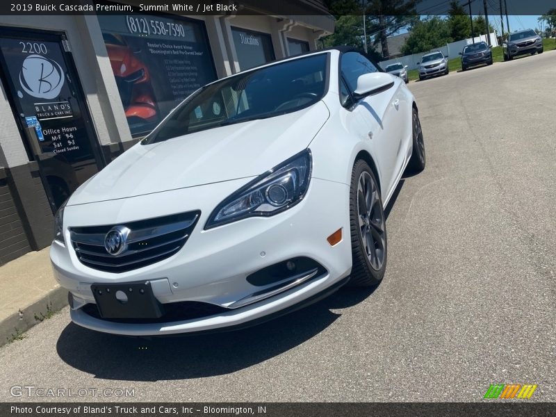 Summit White / Jet Black 2019 Buick Cascada Premium