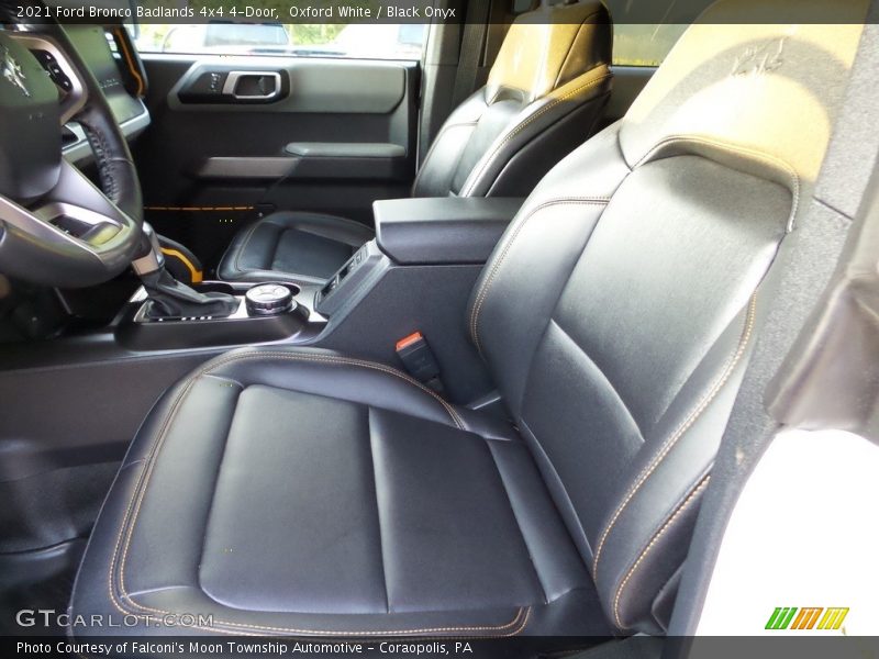 Oxford White / Black Onyx 2021 Ford Bronco Badlands 4x4 4-Door