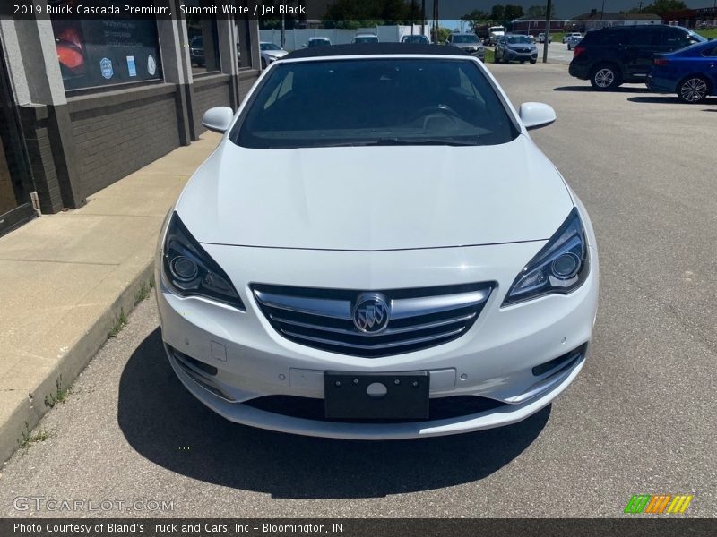 Summit White / Jet Black 2019 Buick Cascada Premium