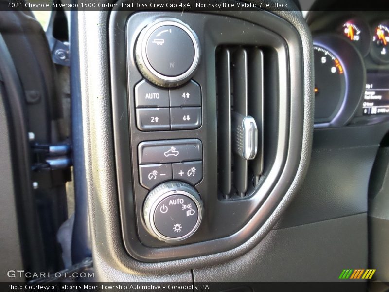 Northsky Blue Metallic / Jet Black 2021 Chevrolet Silverado 1500 Custom Trail Boss Crew Cab 4x4