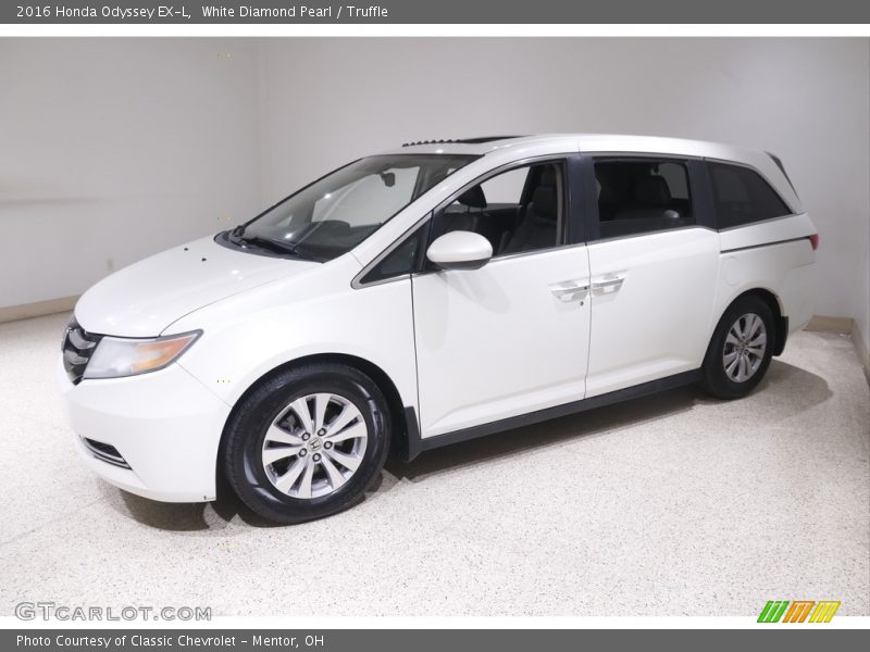 White Diamond Pearl / Truffle 2016 Honda Odyssey EX-L