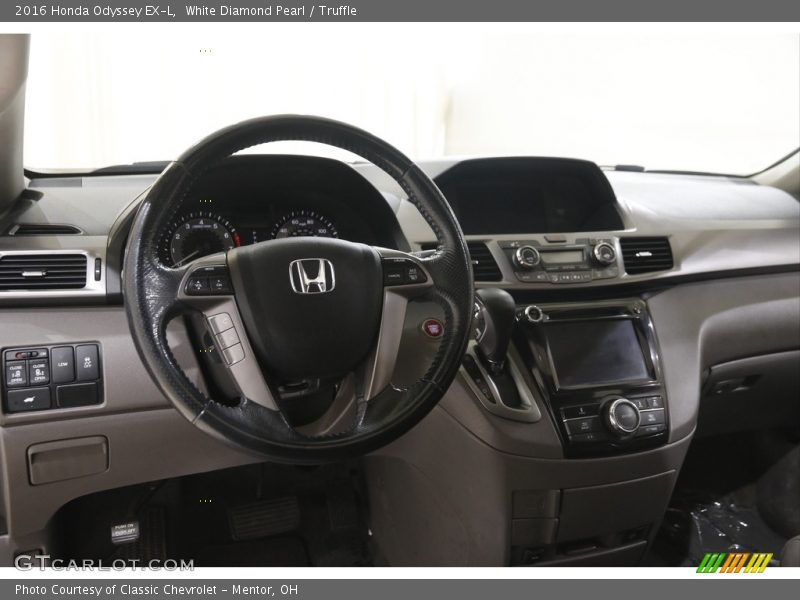 White Diamond Pearl / Truffle 2016 Honda Odyssey EX-L