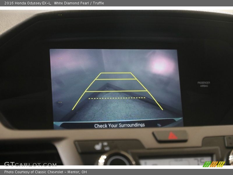 White Diamond Pearl / Truffle 2016 Honda Odyssey EX-L