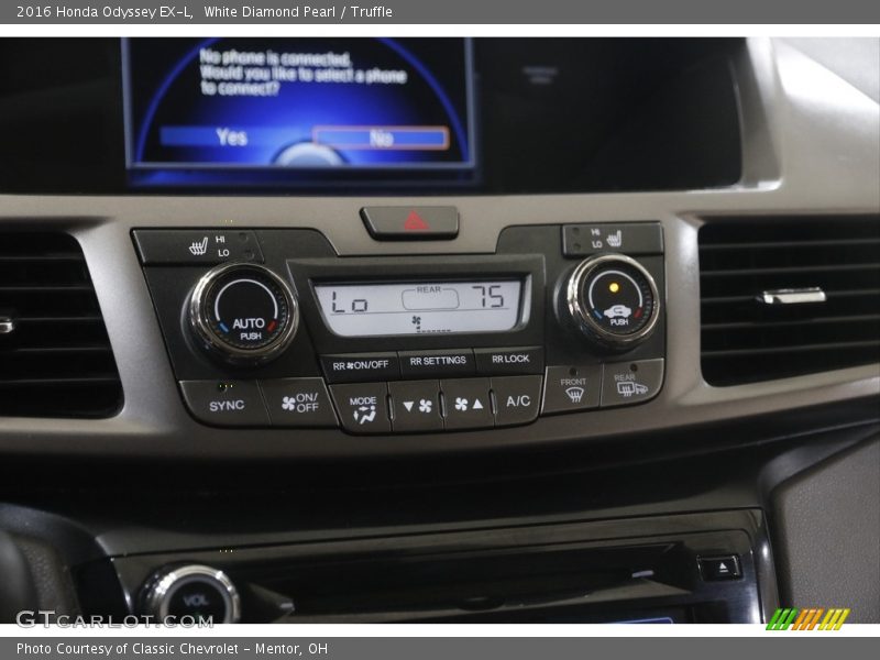 White Diamond Pearl / Truffle 2016 Honda Odyssey EX-L