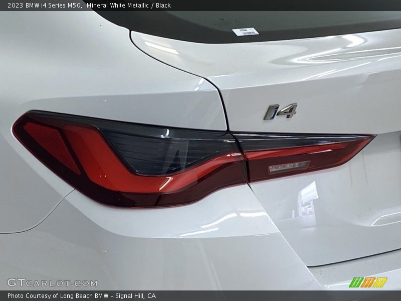 Mineral White Metallic / Black 2023 BMW i4 Series M50