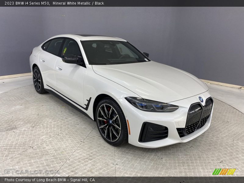 Front 3/4 View of 2023 i4 Series M50