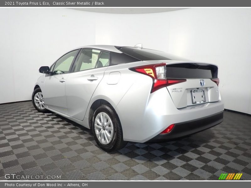 Classic Silver Metallic / Black 2021 Toyota Prius L Eco
