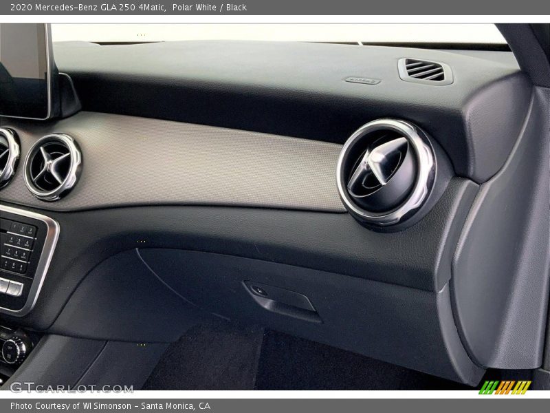 Polar White / Black 2020 Mercedes-Benz GLA 250 4Matic