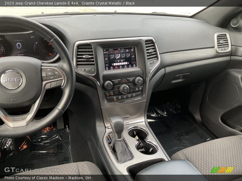 Dashboard of 2020 Grand Cherokee Laredo E 4x4