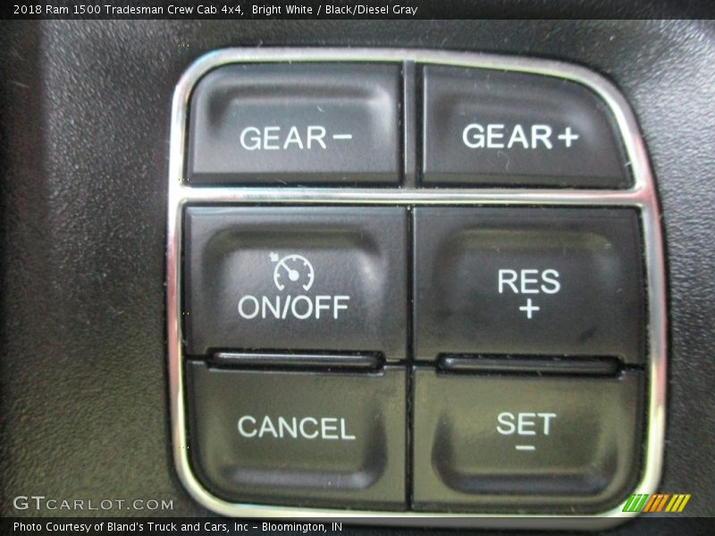 Bright White / Black/Diesel Gray 2018 Ram 1500 Tradesman Crew Cab 4x4