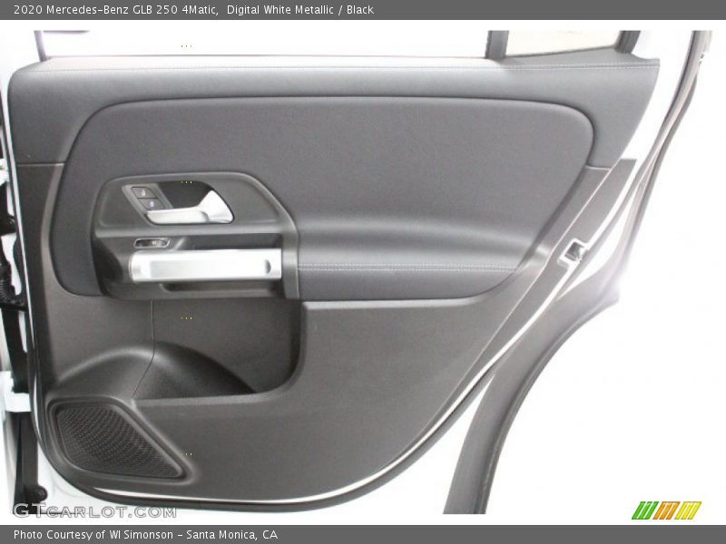 Digital White Metallic / Black 2020 Mercedes-Benz GLB 250 4Matic