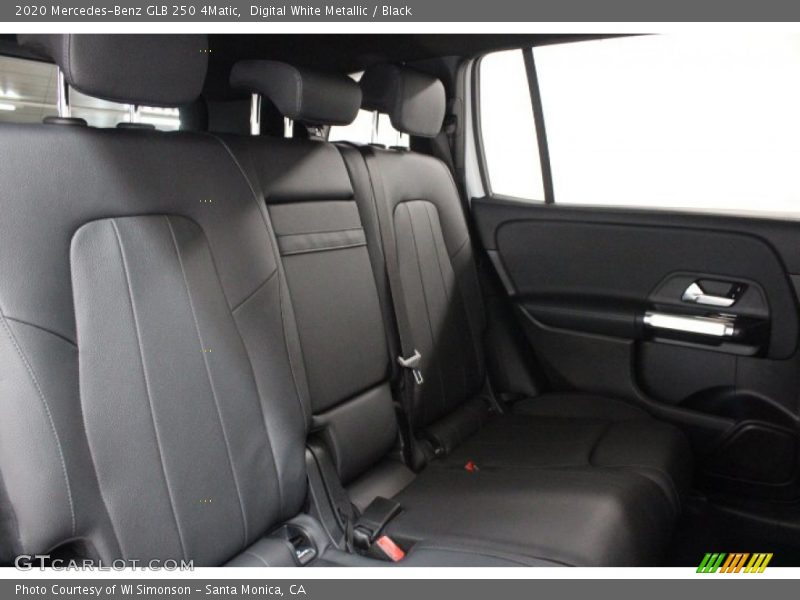 Digital White Metallic / Black 2020 Mercedes-Benz GLB 250 4Matic