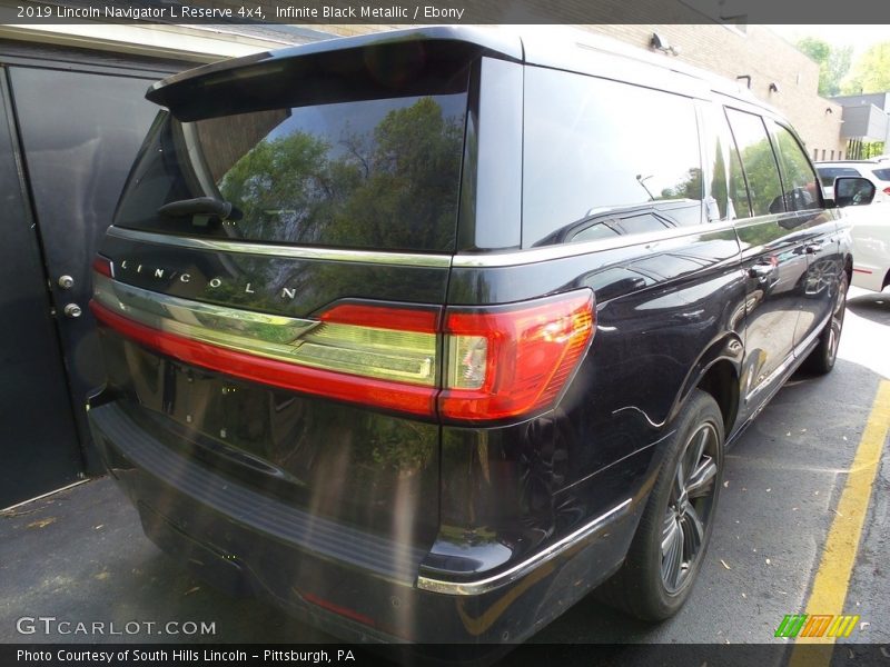 Infinite Black Metallic / Ebony 2019 Lincoln Navigator L Reserve 4x4