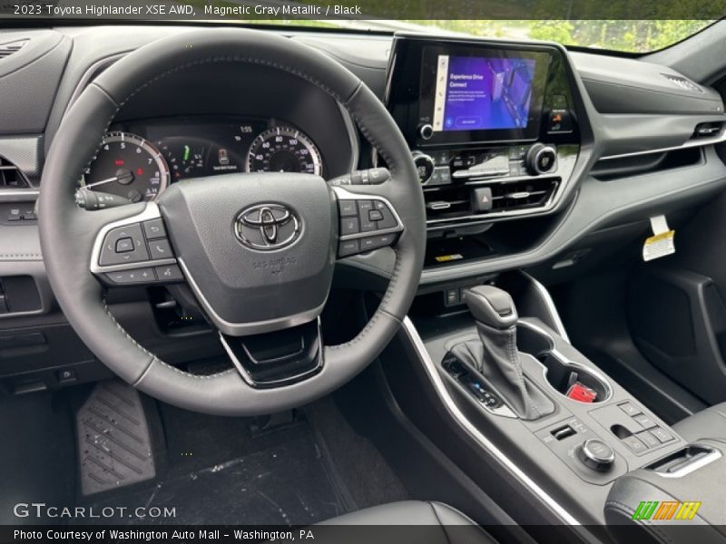 Magnetic Gray Metallic / Black 2023 Toyota Highlander XSE AWD