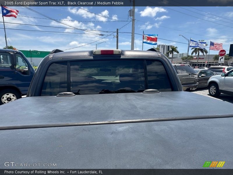 Black Clearcoat / Medium Pebble 2005 Ford Explorer Sport Trac XLT