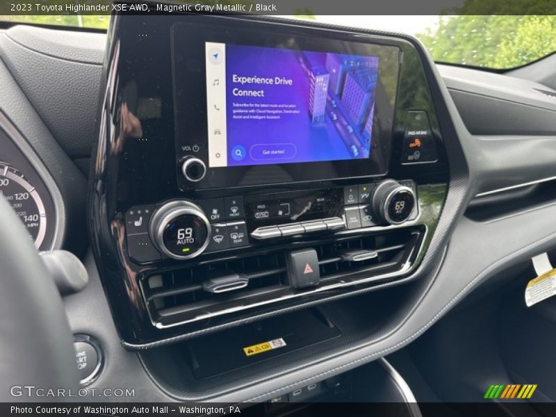 Magnetic Gray Metallic / Black 2023 Toyota Highlander XSE AWD