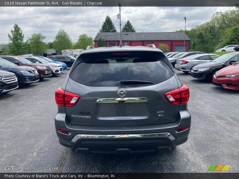 Gun Metallic / Charcoal 2018 Nissan Pathfinder SL 4x4