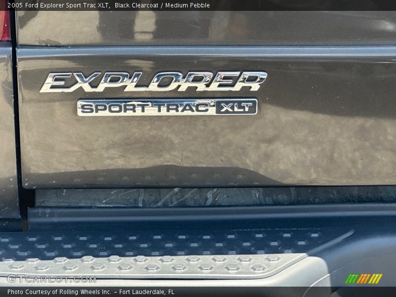 Black Clearcoat / Medium Pebble 2005 Ford Explorer Sport Trac XLT