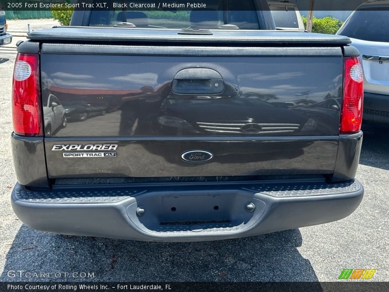 Black Clearcoat / Medium Pebble 2005 Ford Explorer Sport Trac XLT