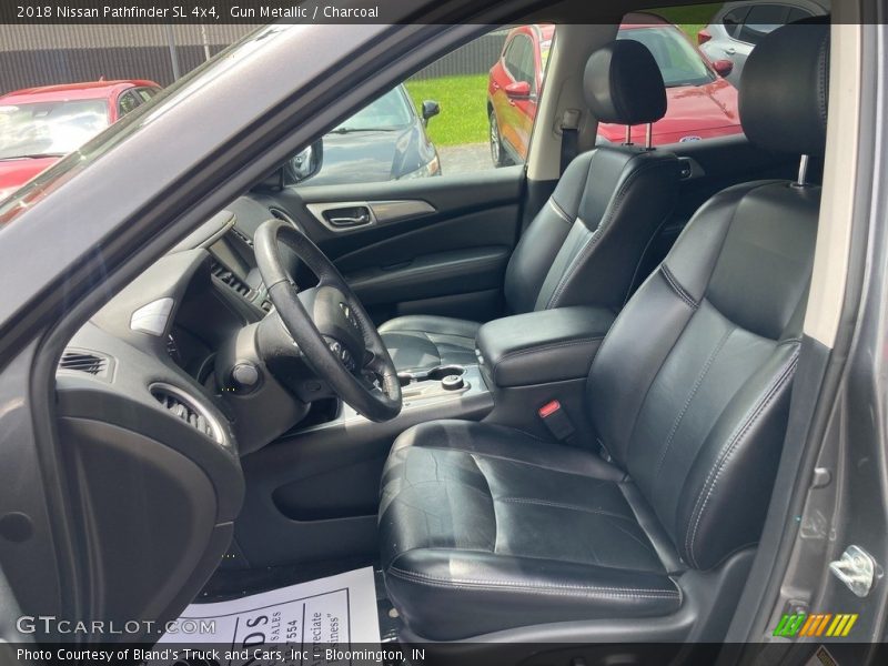 Gun Metallic / Charcoal 2018 Nissan Pathfinder SL 4x4